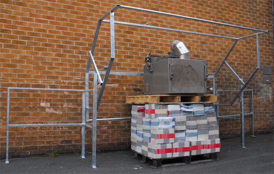 Galvanised Pallet Gate - Showing 2 pallets can be accepted on top of each other